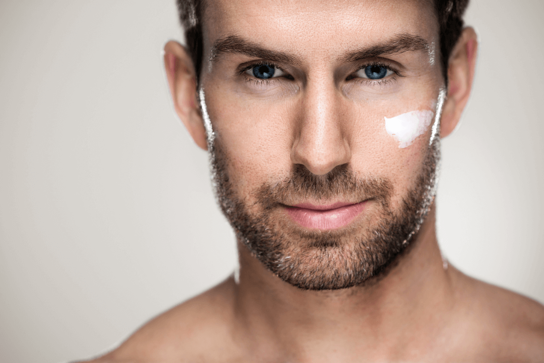 Männerhaut verstehen: Was Hyaluron, Q10 und Aloe Vera wirklich bewirken