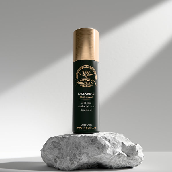 Captain's Essentials Face Cream 50ml – Anti-Aging Gesichtscreme für Männer mit Hyaluron